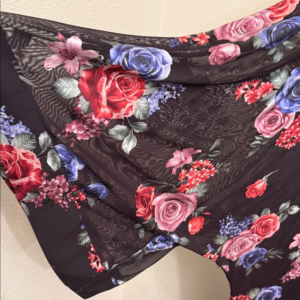 Cesar Galindo Floral Robe - Picture 4 of 8